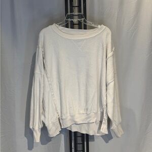 American Eagle Outfitters Cream‎ Crew Neck Sweater